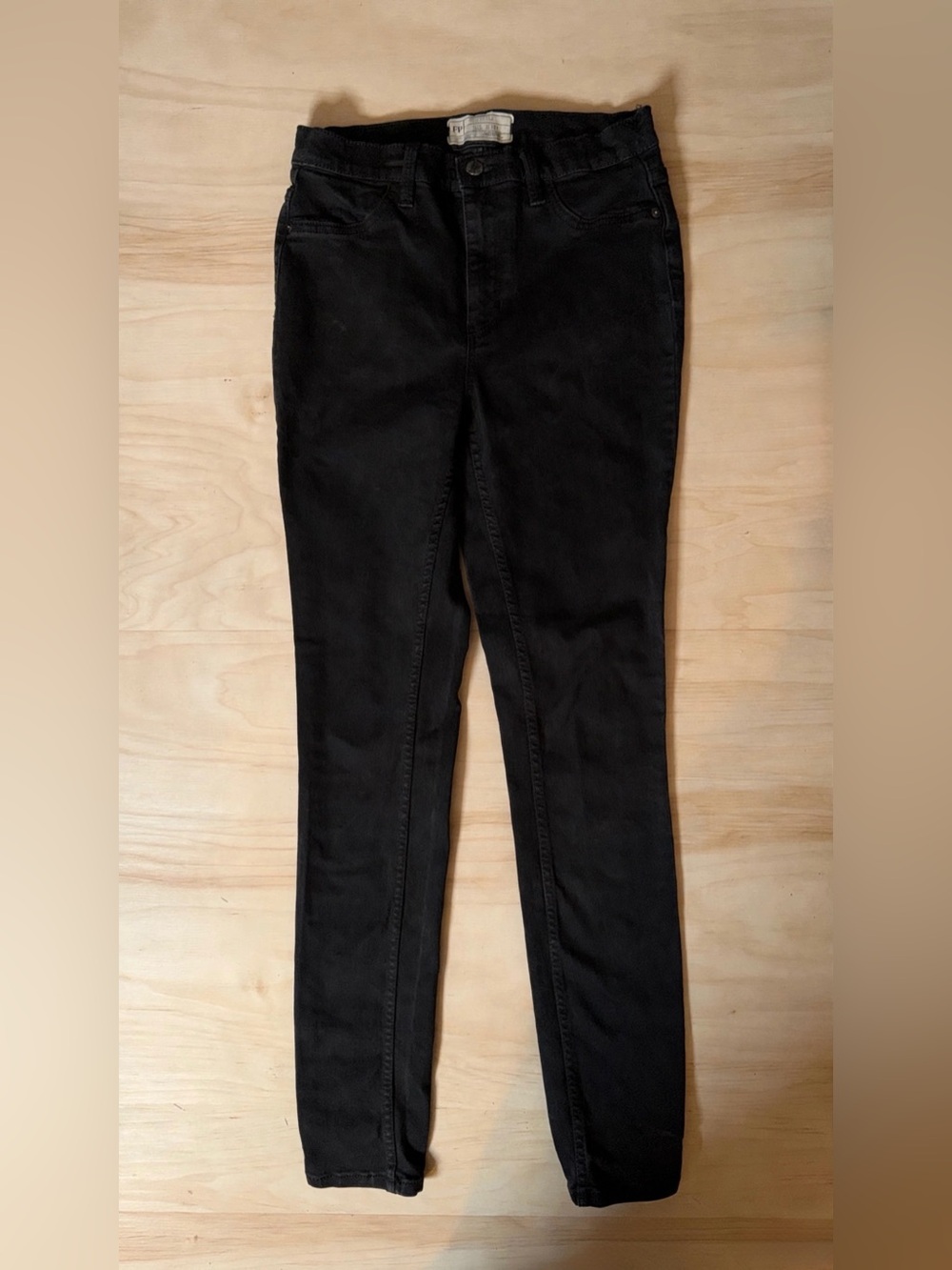 Free People Classic Black Women's Jeans - Sleek High-Rise Fit